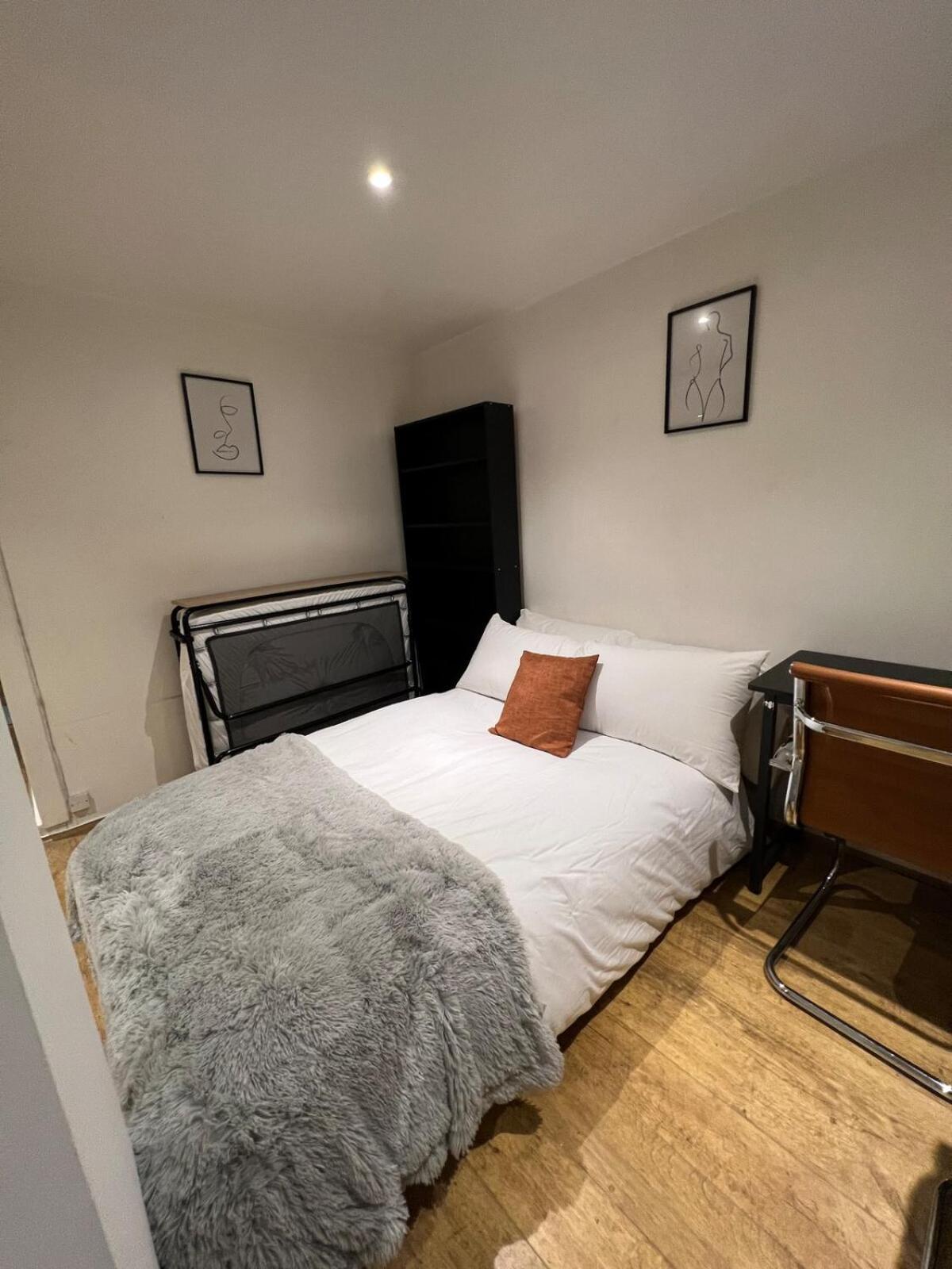 Apartament 2bed Stratford With Easy Access To London, O2, Excel, Parking Nearby *
